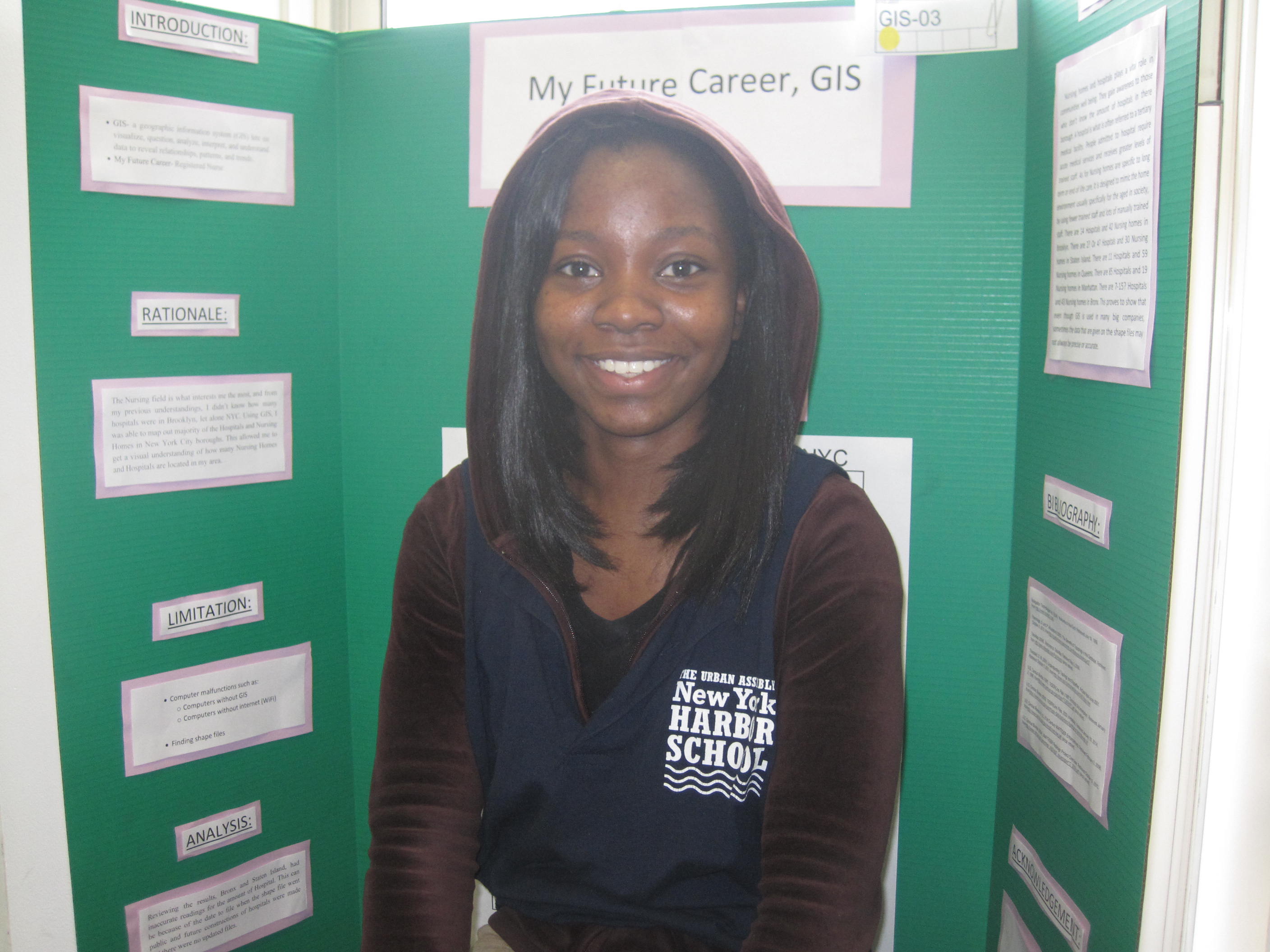 Makeda, Advanced Marine Research Scholar, at the New York Harbor School 3rd Annual Science Symposium